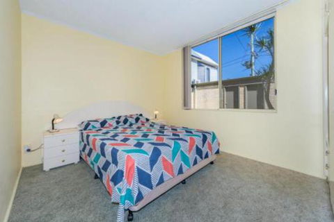 Alcheringa Unit 1 / 32 Sandy Point Road - Sydneys Hotel 6