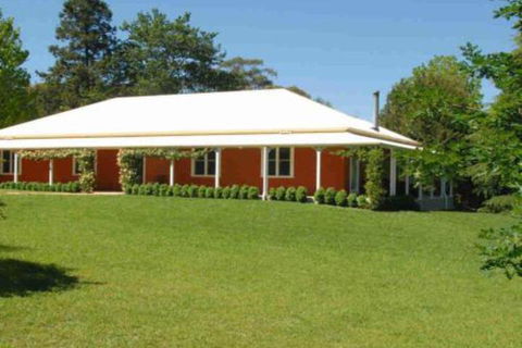 Redhaven House Spacious Quiet & Private - Sydneys Hotel 0