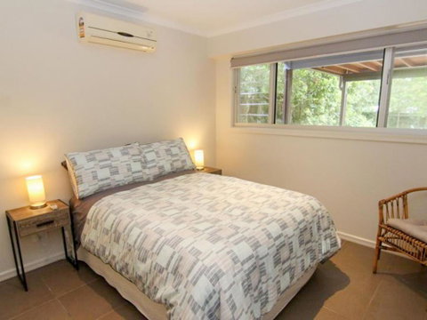 Two Sands Town House - Sydneys Hotel 3