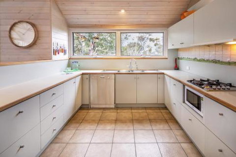 Silvertop Chalet - Sydneys Hotel 5