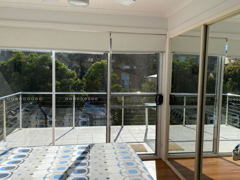 Ultimate Beach House 19a Graham Street Views Peace & Quiet - Sydneys Hotel 6