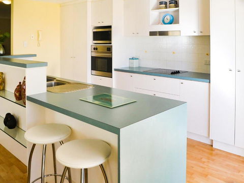 Beachside 4 With Airconditioning & Spa Bath - Sydneys Hotel 5