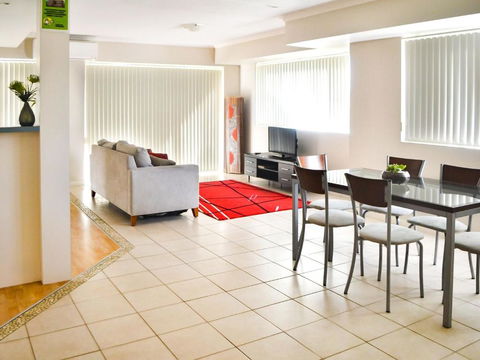 Beachside 4 With Airconditioning & Spa Bath - Sydneys Hotel 2