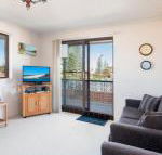 Seabreeze 4 Opposite Bowling Club - Sydneys Hotel