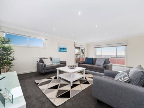 Bellevue - Sydneys Hotel 4