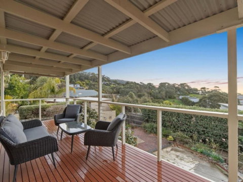 Bellevue - Sydneys Hotel 2