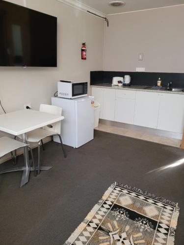 Jabiru Motel - Sydneys Hotel 6