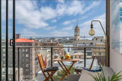 Arvia Newcastle - Sydneys Hotel 0