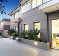 Kew Luxurious Townhouse - Sydneys Hotel