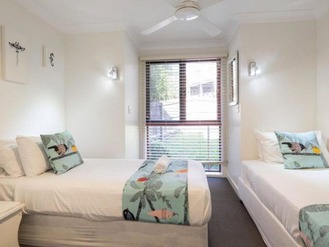 First Point Down - Sydneys Hotel 3