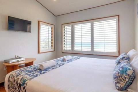 Claytons 9 - Sydneys Hotel 3