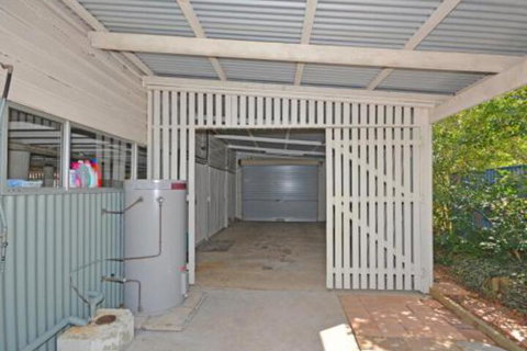 Ocean Breeze Hervey Bay - Sydneys Hotel 7