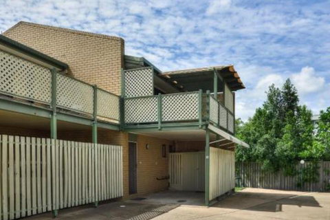 Harbour Court On The Bay - Sydneys Hotel 6