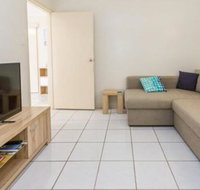 Comfy  Cosy ground floor unit - Sydneys Hotel