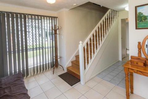 Leisure Lee Hervey Bay - Sydneys Hotel 7