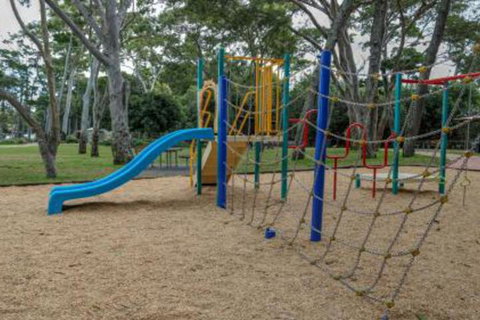 Jade Waters Hervey Bay - Sydneys Hotel 6