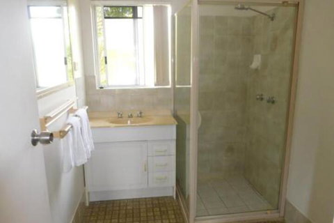 Bayshores Apartment Hervey Bay - Sydneys Hotel 6