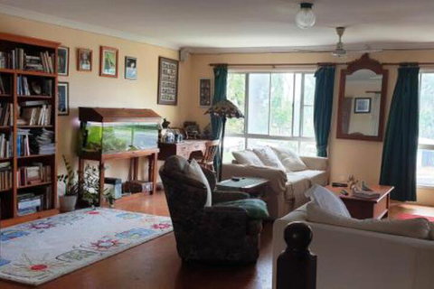 Footlights Theatre - Sydneys Hotel 3
