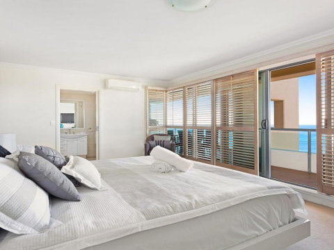 Le Point 702 Luxury & Views! - Sydneys Hotel 6