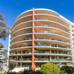 Le Point 702 Luxury & Views! - Sydneys Hotel 0