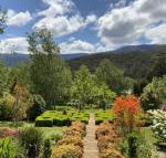 Delderfield Cottages - Sydneys Hotel