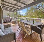 Tranquil Waters - Sydneys Hotel