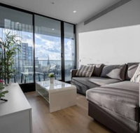 Brand New Apt With Sea Views In Heart Of St Kilda - Sydneys Hotel