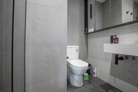 Brand New Apt With Sea Views In Heart Of St Kilda - Sydneys Hotel 2
