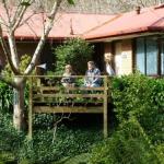Adelaide Hills B & B Accommodation - Sydneys Hotel 0
