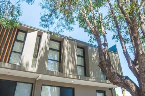 Townhouse Near The City Perfect Family Retreat - Sydneys Hotel 1