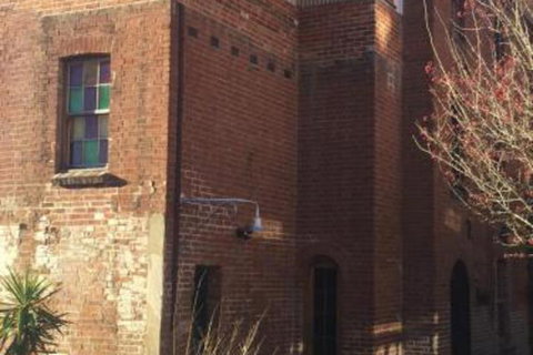 Original Hat Factory - Sydneys Hotel 0