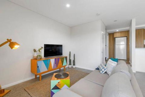 G149 Apt 2 - Sydneys Hotel 2