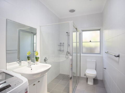 17A Crescent St. ULLADULLA - Sydneys Hotel 7