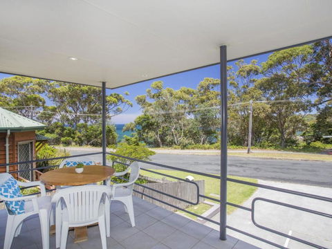 17A Crescent St. ULLADULLA - Sydneys Hotel 2