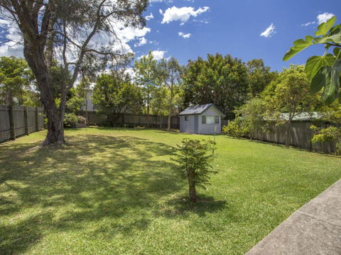 17A Crescent St. ULLADULLA - Sydneys Hotel 5