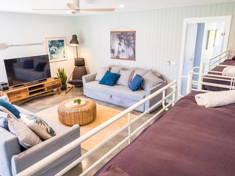 Pandanas Apartments 17A Mollymook Beach - Sydneys Hotel 4