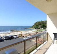 Debra Court 5 - Sydneys Hotel
