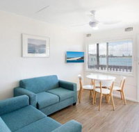 Lakeside Flats 6 - Sydneys Hotel