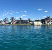 Lakeside Flats 5 - Sydneys Hotel
