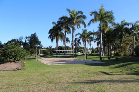 Apartments At 2 Landsborough - Sydneys Hotel 6