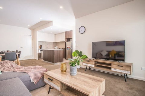 Refreshing 2bed2bath APT In Up&coming Liverpool - Sydneys Hotel 7