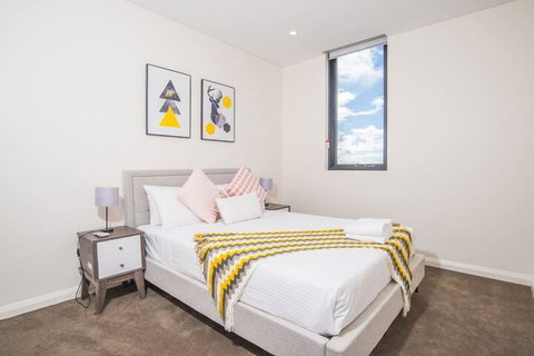 Refreshing 2bed2bath APT In Up&coming Liverpool - Sydneys Hotel 3
