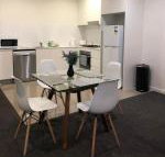 Modern Apartment in Liverpool CBD - Sydneys Hotel