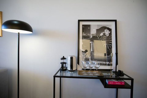 107light Filled Cozy Apt In The Heart Of St. Kilda - Sydneys Hotel 6