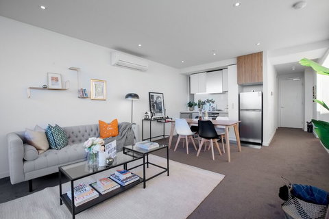 107light Filled Cozy Apt In The Heart Of St. Kilda - Sydneys Hotel 4