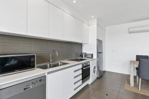 WATERFRONT SEVEN In The Heart Of Lorne - Sydneys Hotel 4