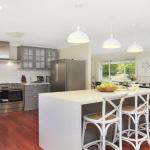 Garland Park 3 Night Weekends For Price Of 2 - Sydneys Hotel 0