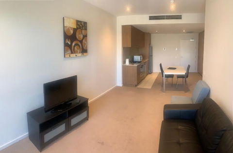 RNR Light Square - Sydneys Hotel 6