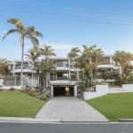 Walk To The Beach Sunshine Beach - Sydneys Hotel 0