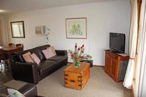 Windmill Cottage - Sydneys Hotel 7